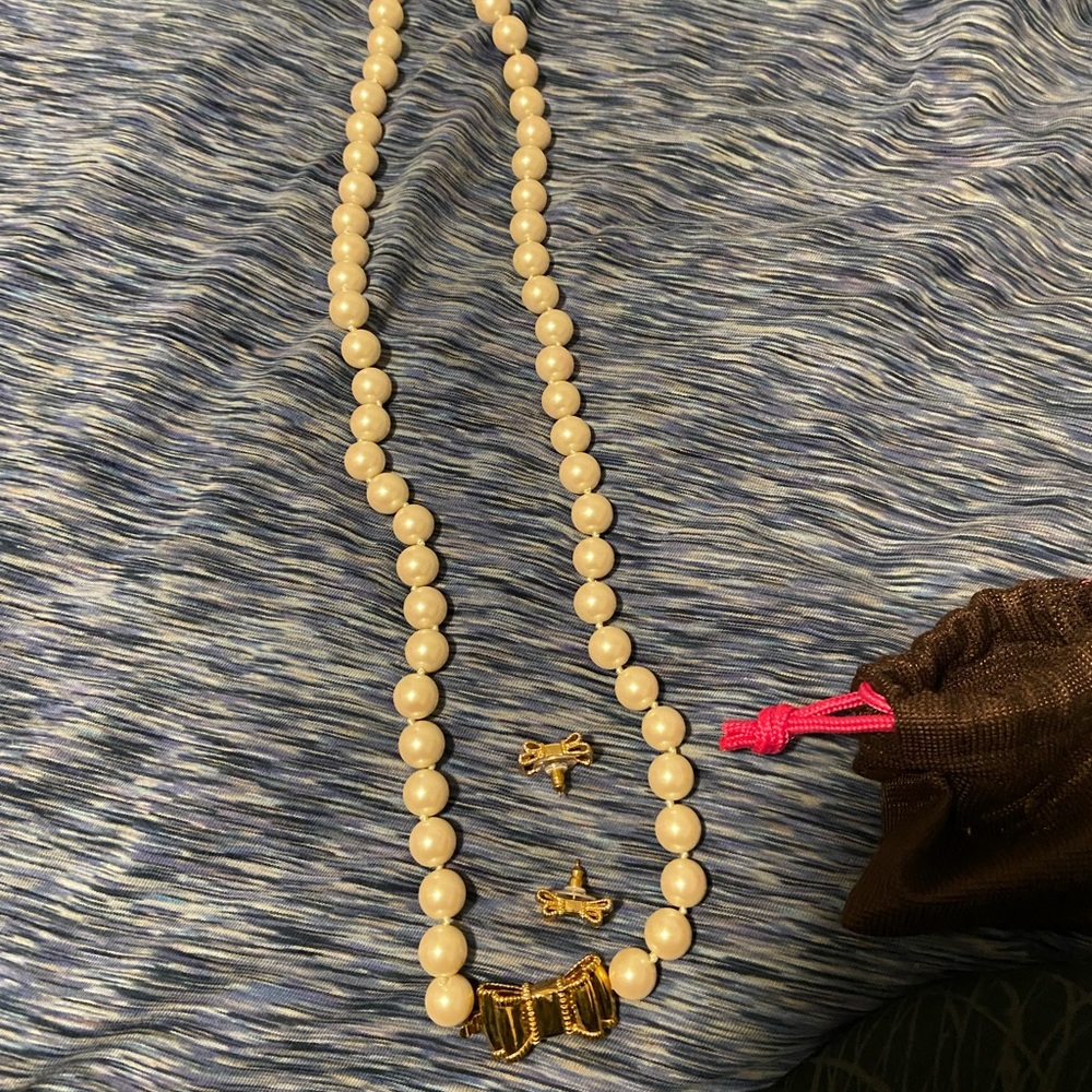 14k gold and pearl Kate spade necklace and earring set